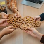 Engagement lavorativo in calo secondo il report State of the global workplace 2026 di Gallup